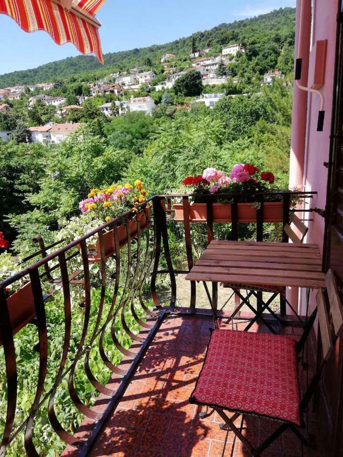 Apartman Lusetic Opatija Exterior foto
